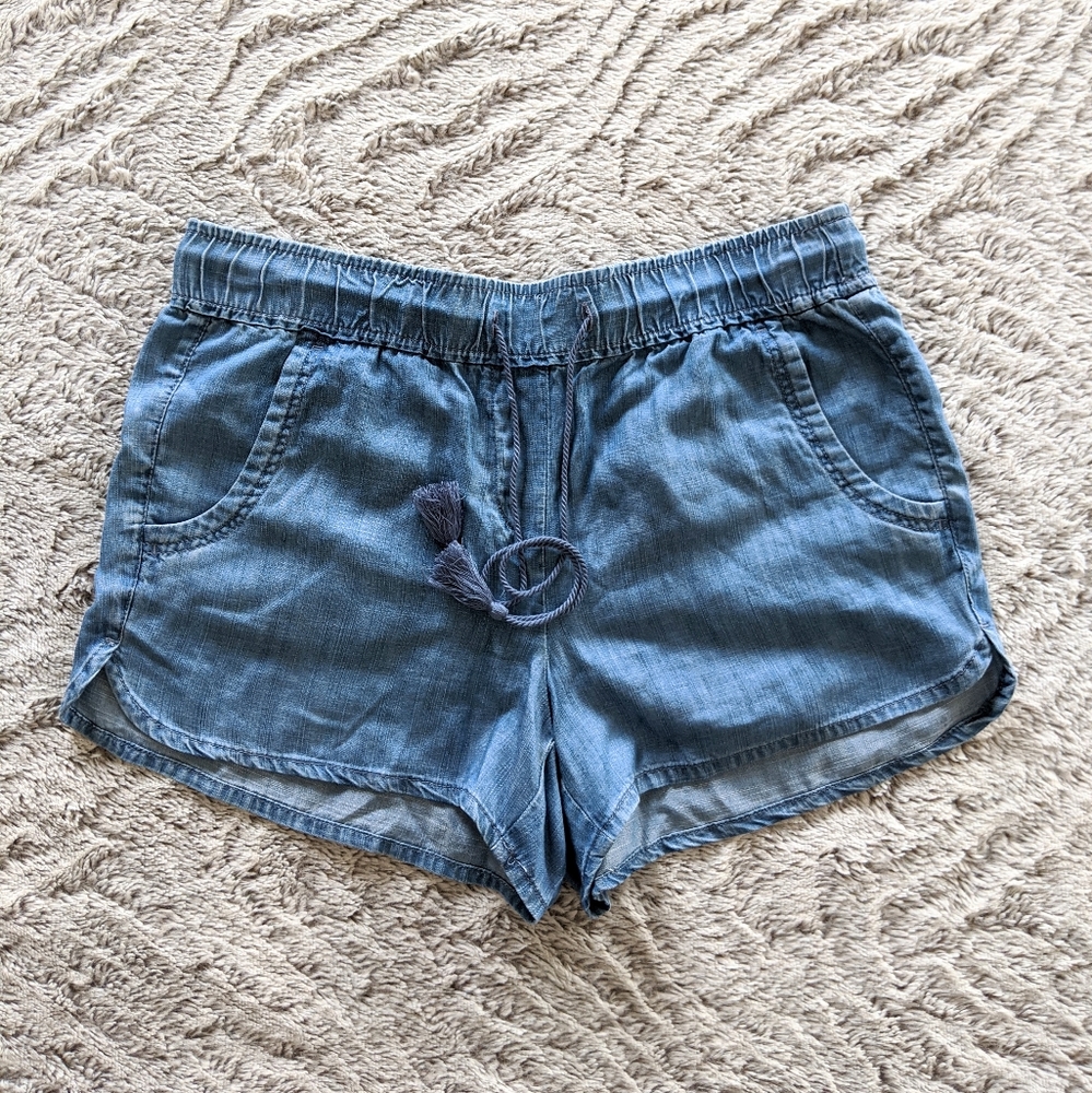 Loft Chambray Drawstring Tassel Shorts size small